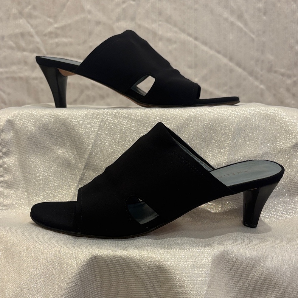 ANTONIO MELANI Mules